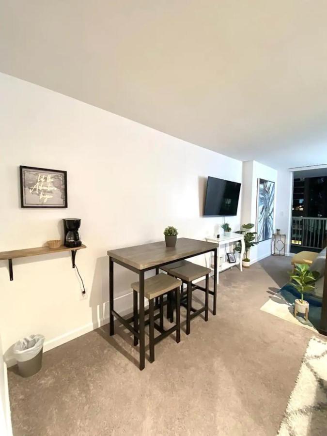 Studios In Brickell With Pool, Gym, Free Parking And Game Room Miami Bagian luar foto