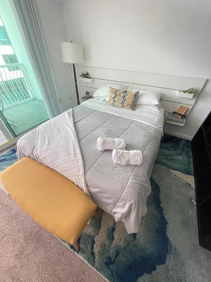 Studios In Brickell With Pool, Gym, Free Parking And Game Room Miami Bagian luar foto