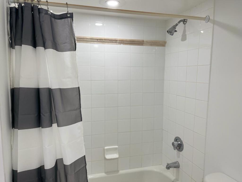 Studios In Brickell With Pool, Gym, Free Parking And Game Room Miami Bagian luar foto