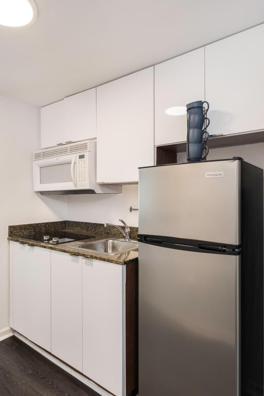 Studios In Brickell With Pool, Gym, Free Parking And Game Room Miami Ruang foto